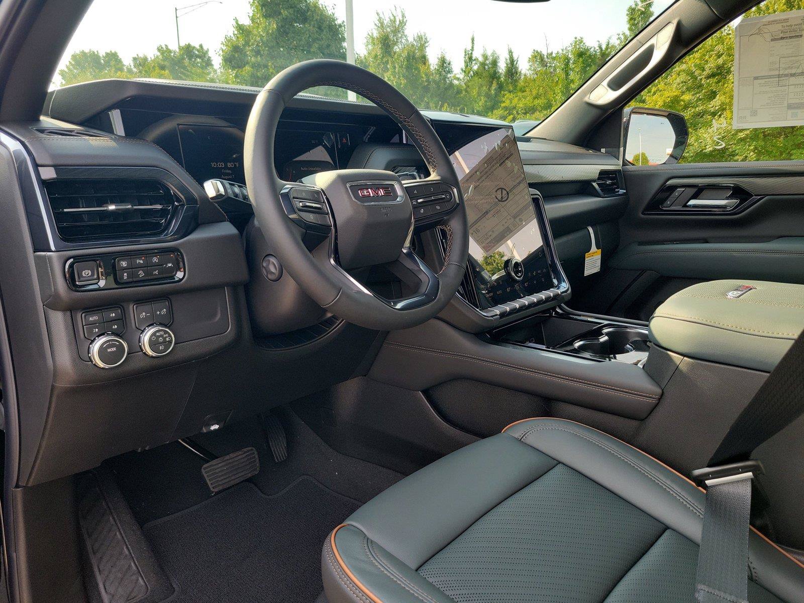 New 2026 GMC Yukon XL AT4 AWD/4WD image 20