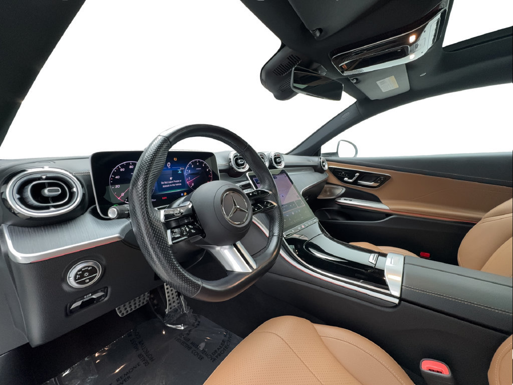 Used 2025 Mercedes-Benz CLE 300 4MATIC Coupe w/ AMG Line image 23