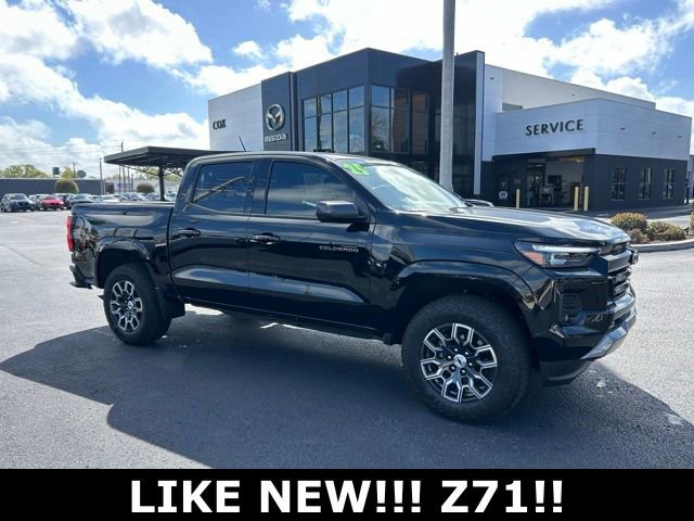 Used 2025 Chevrolet Colorado Z71 image 1