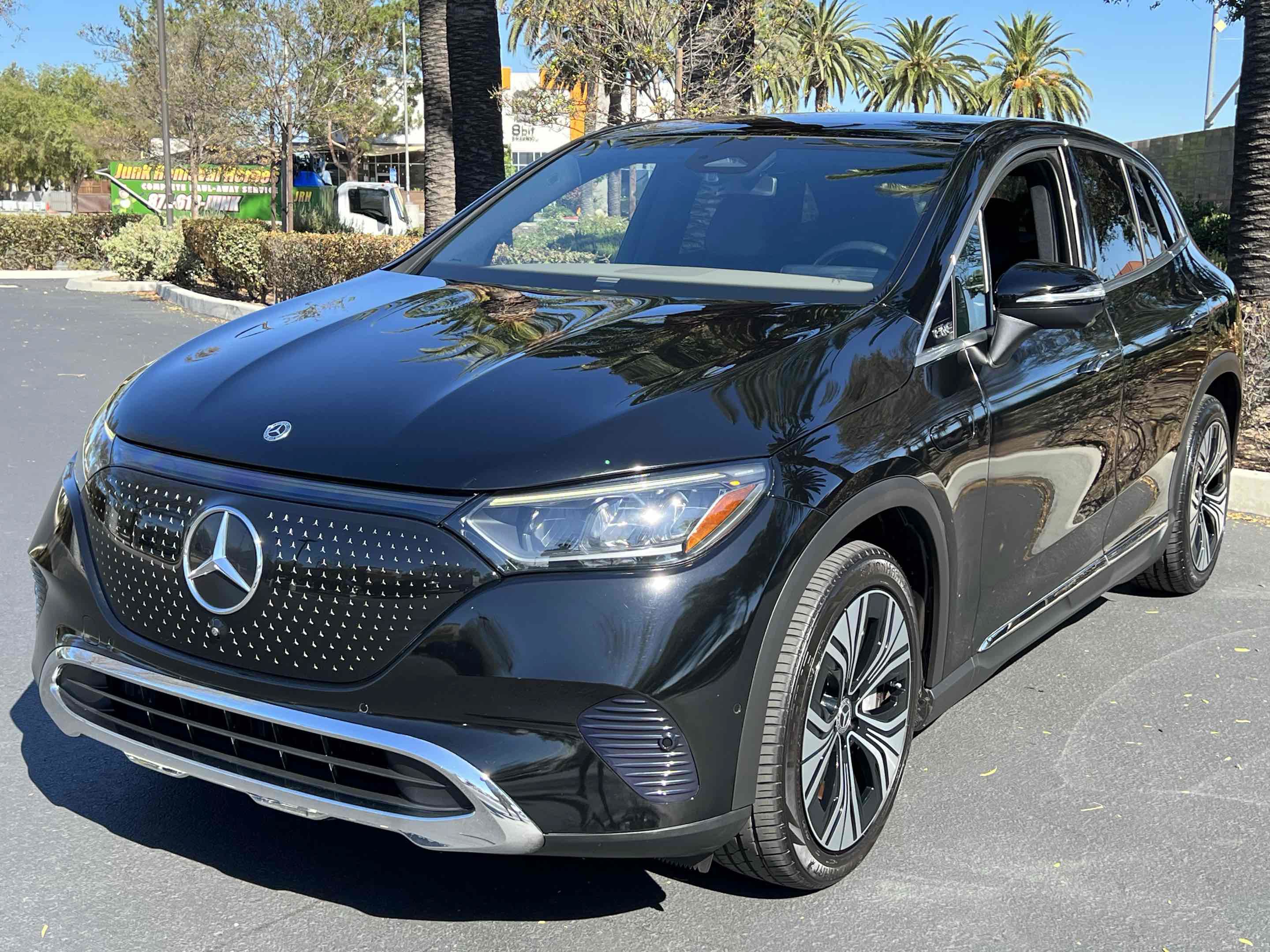 Used 2023 Mercedes-Benz EQE 350+ SUV image 12