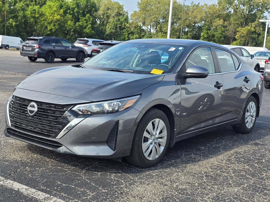 Used 2025 Nissan Sentra S FWD image 3