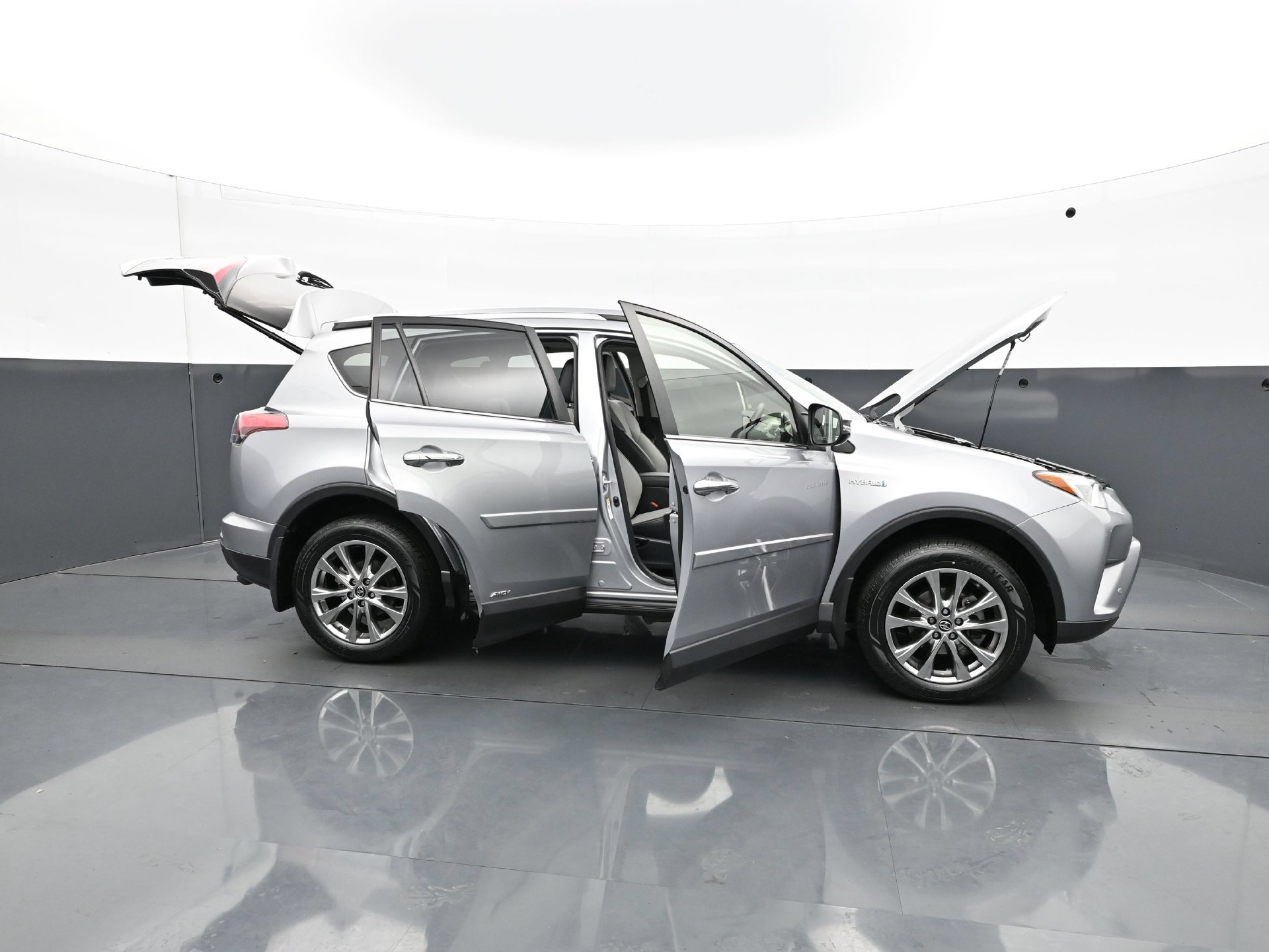 Used 2017 Toyota RAV4 Limited w/ Protection Package AWD/4WD image 41