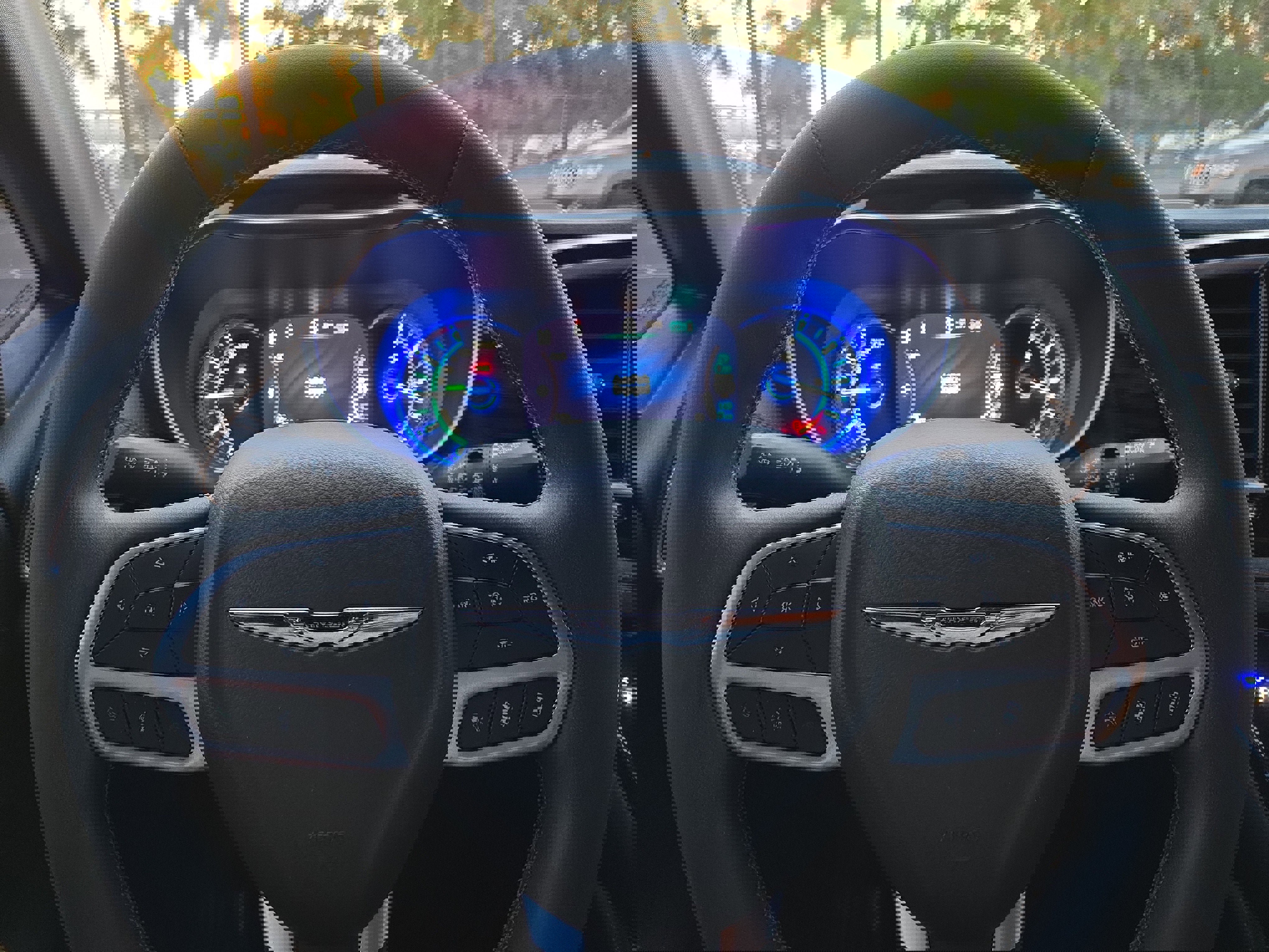 Used 2022 Chrysler Pacifica Pinnacle image 16