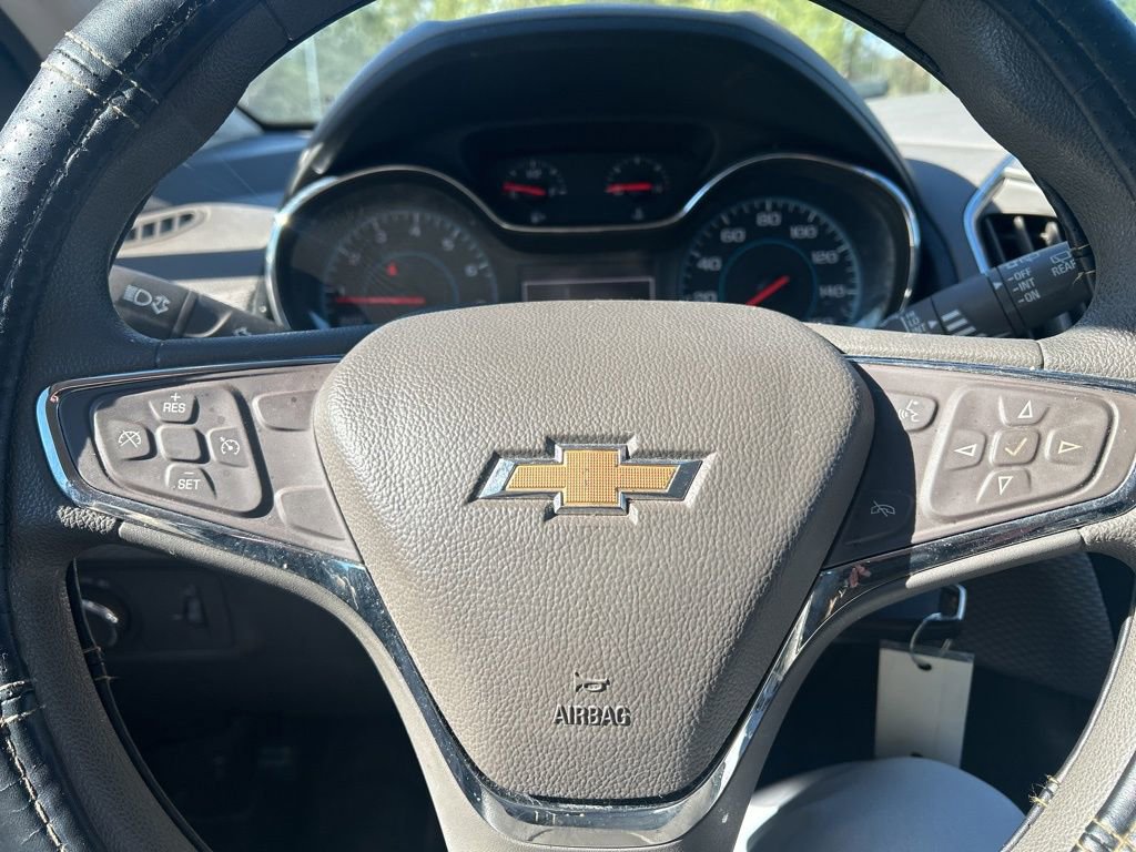Used 2018 Chevrolet Cruze LT image 15