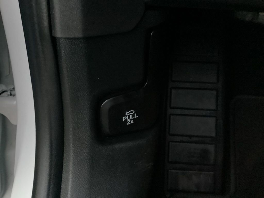 Used 2022 Ford Escape SE w/ Convenience Package image 57