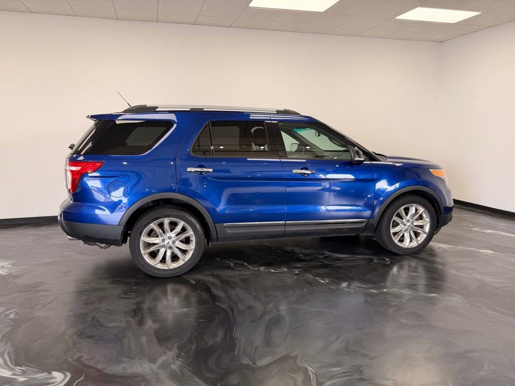 Used 2013 Ford Explorer XLT FWD image 7
