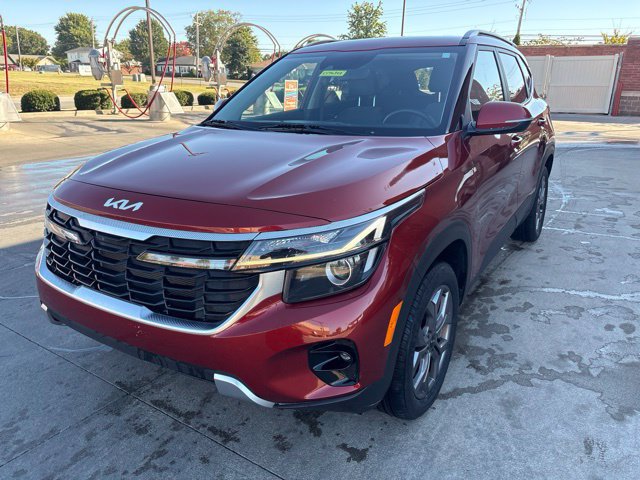 Certified 2024 Kia Seltos S AWD/4WD image 3