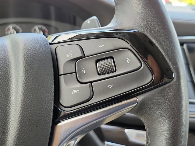 Used 2022 Buick Enclave Essence w/ Experience Buick Package FWD image 15