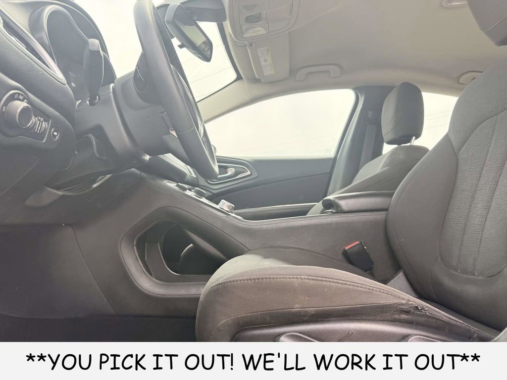 Used 2016 Chrysler 200 Limited FWD image 22