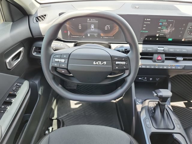 New 2026 Kia K4 FWD image 15