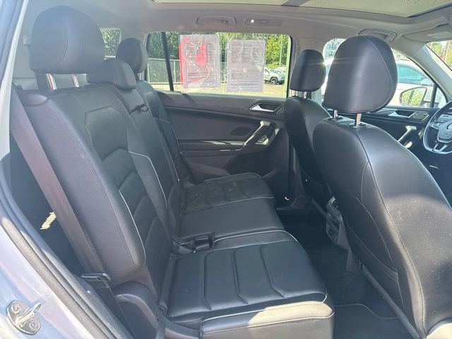 Used 2018 Volkswagen Tiguan SEL Premium AWD/4WD image 10