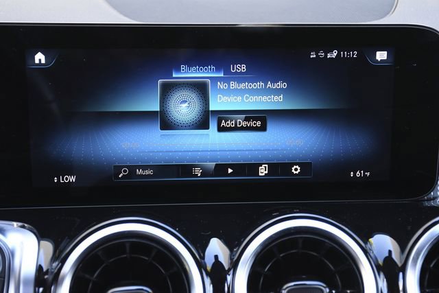 Used 2022 Mercedes-Benz GLB 250 w/ Premium Package Lite image 15