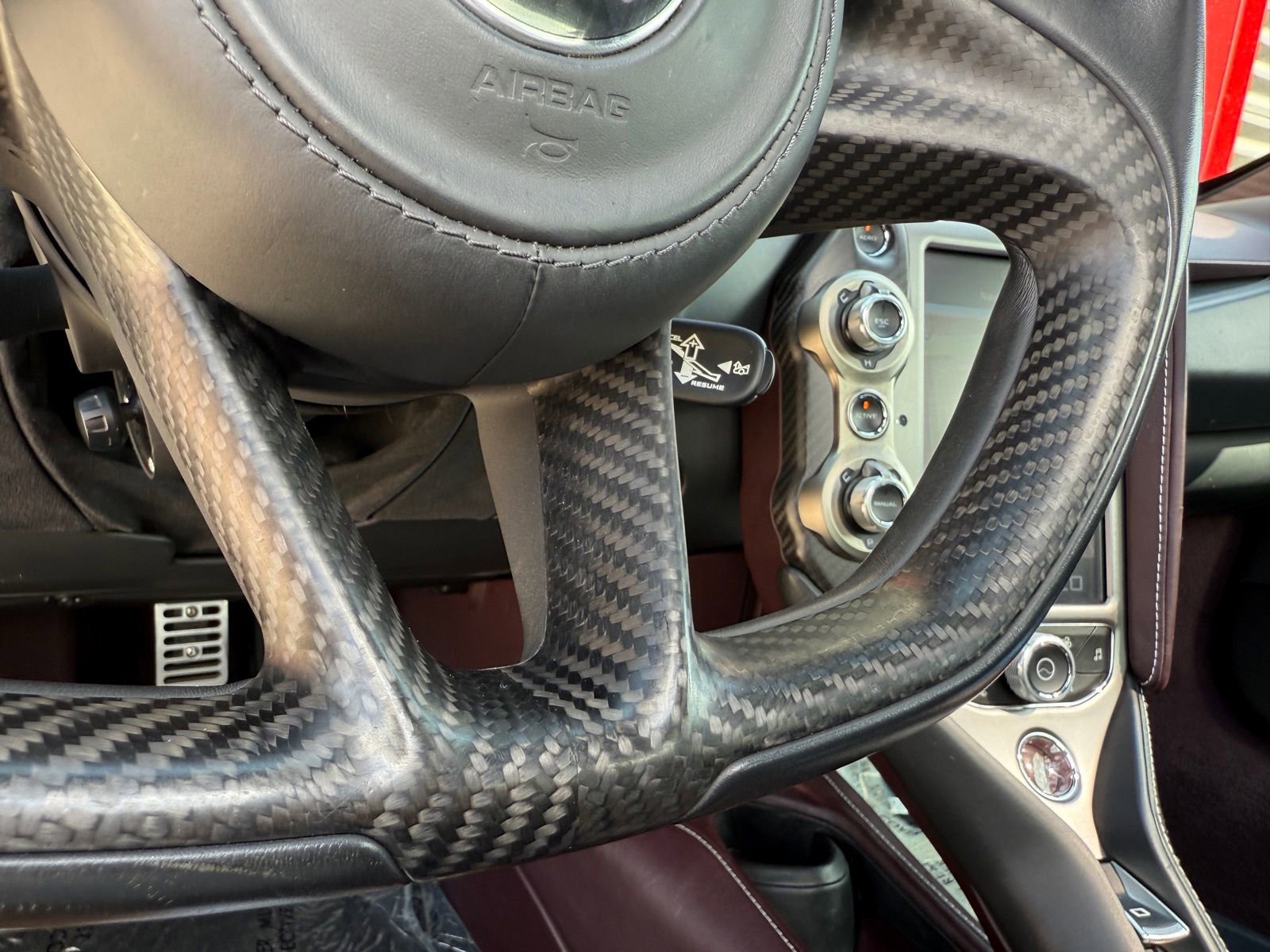 Used 2018 McLaren 720S image 39