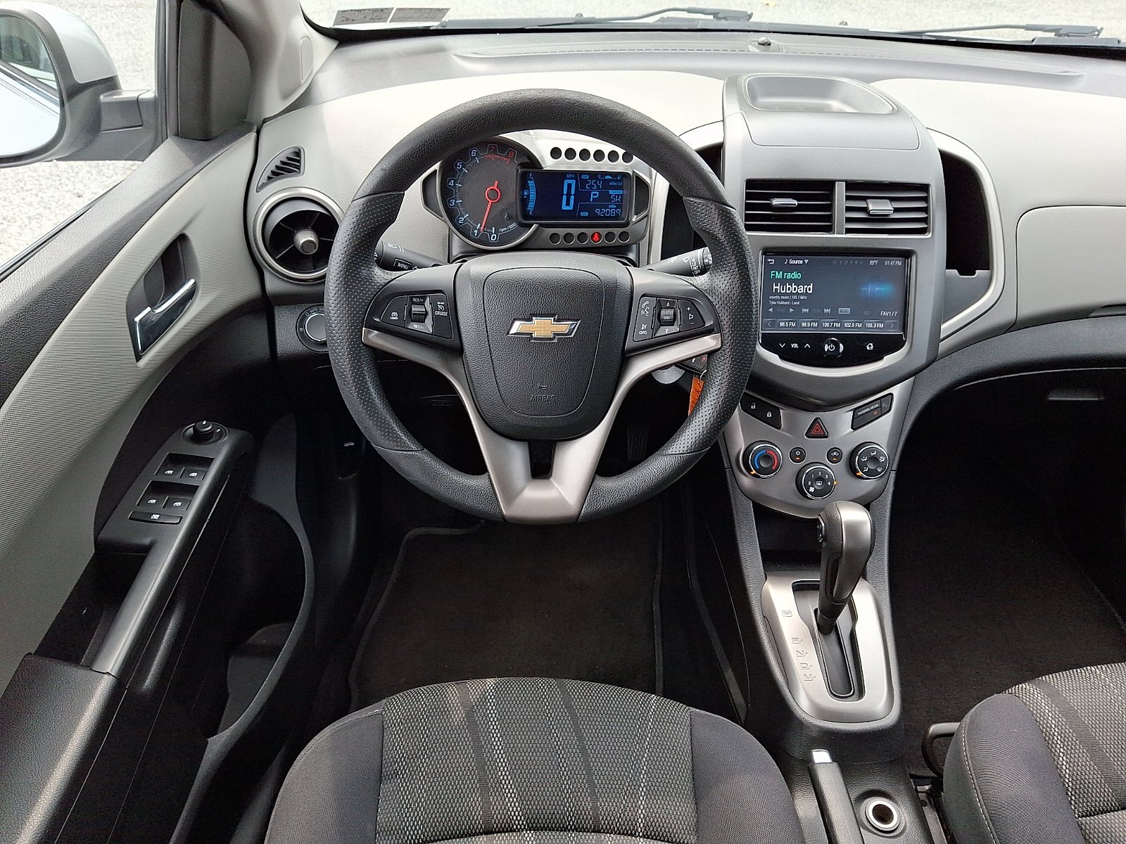 Used 2015 Chevrolet Sonic LT FWD image 13