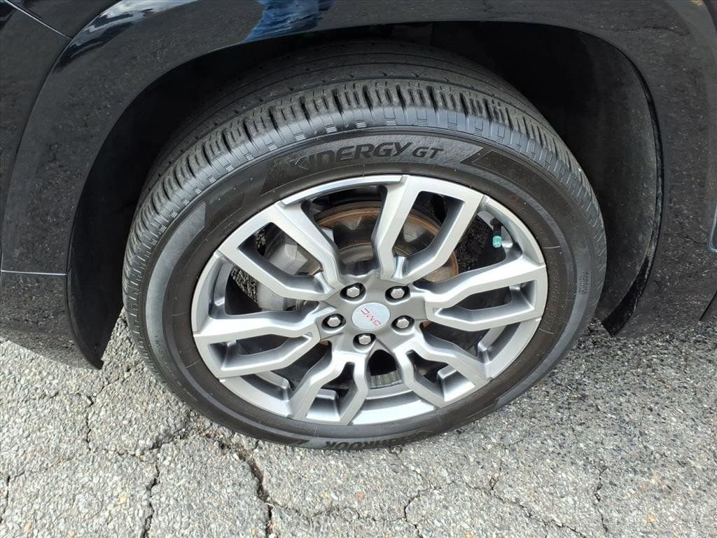 Used 2022 GMC Terrain Denali image 9