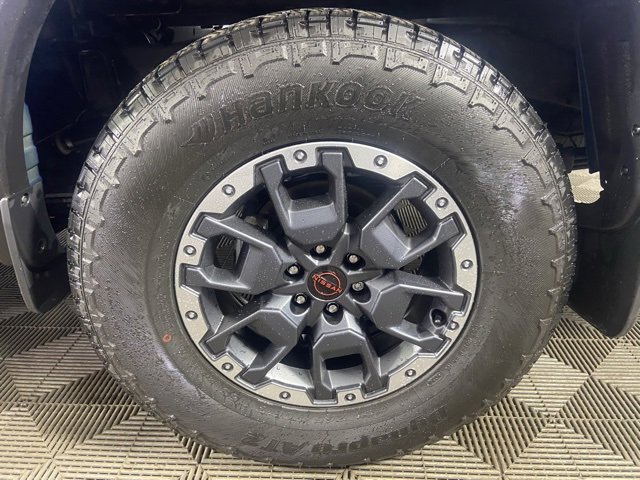 Used 2025 Nissan Frontier PRO-4X w/ Pro Convenience Package image 26