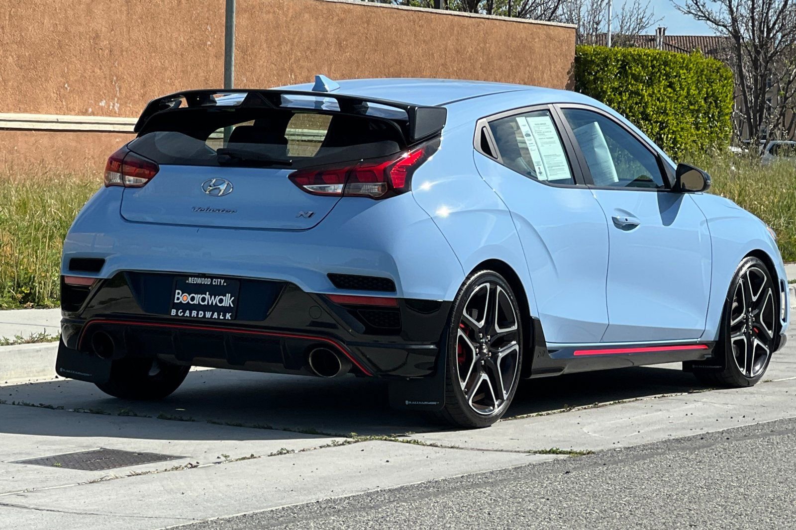Used 2022 Hyundai Veloster N image 4