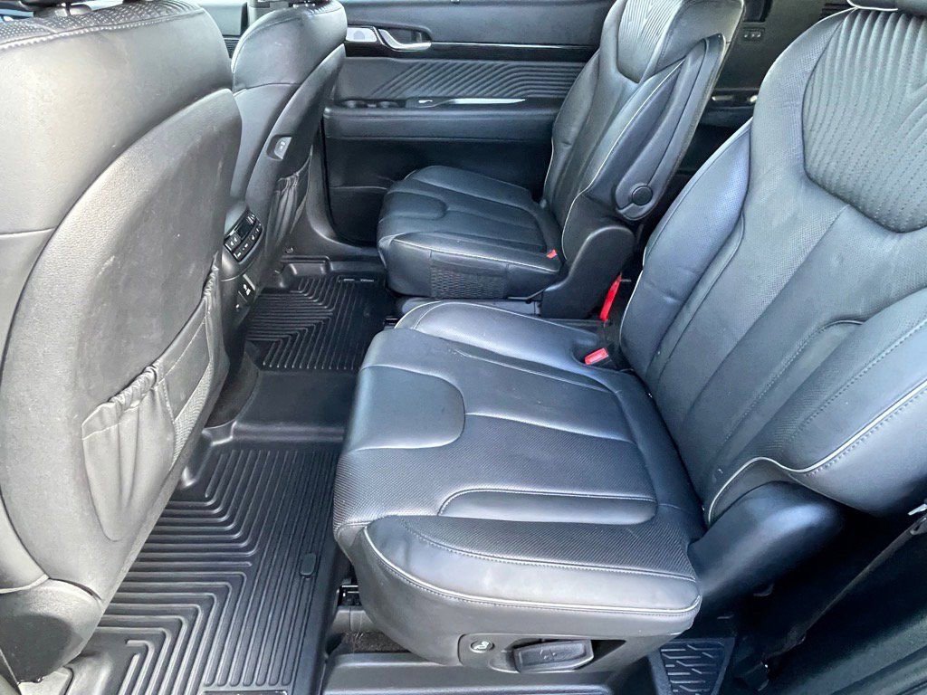 Used 2023 Hyundai Palisade Calligraphy image 14