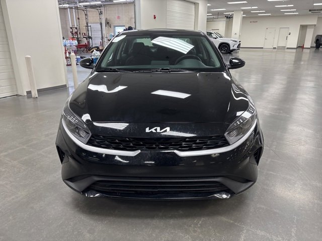 Used 2024 Kia Forte LXS image 2