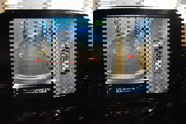 Used 2024 Nissan Pathfinder Platinum w/ Cargo Package image 8