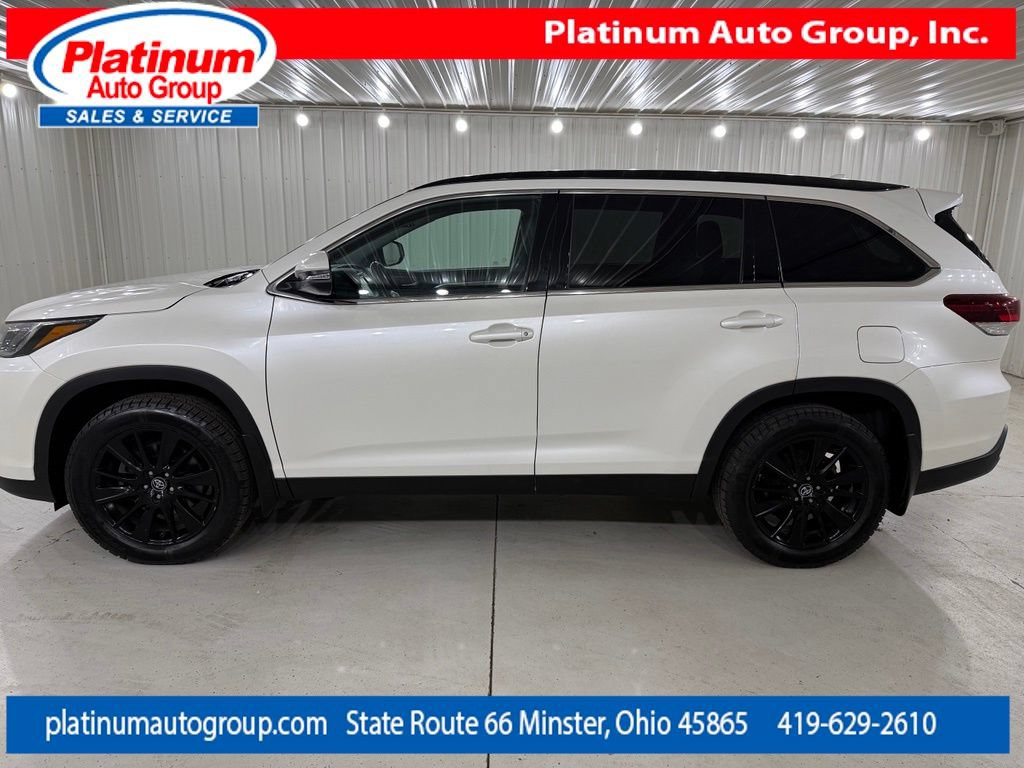 Used 2019 Toyota Highlander SE AWD/4WD image 2