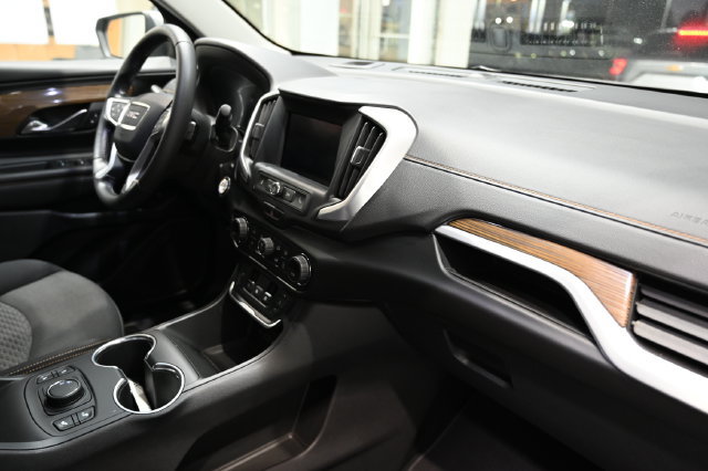 Used 2021 GMC Terrain SLE w/ Driver Convenience Package FWD image 13