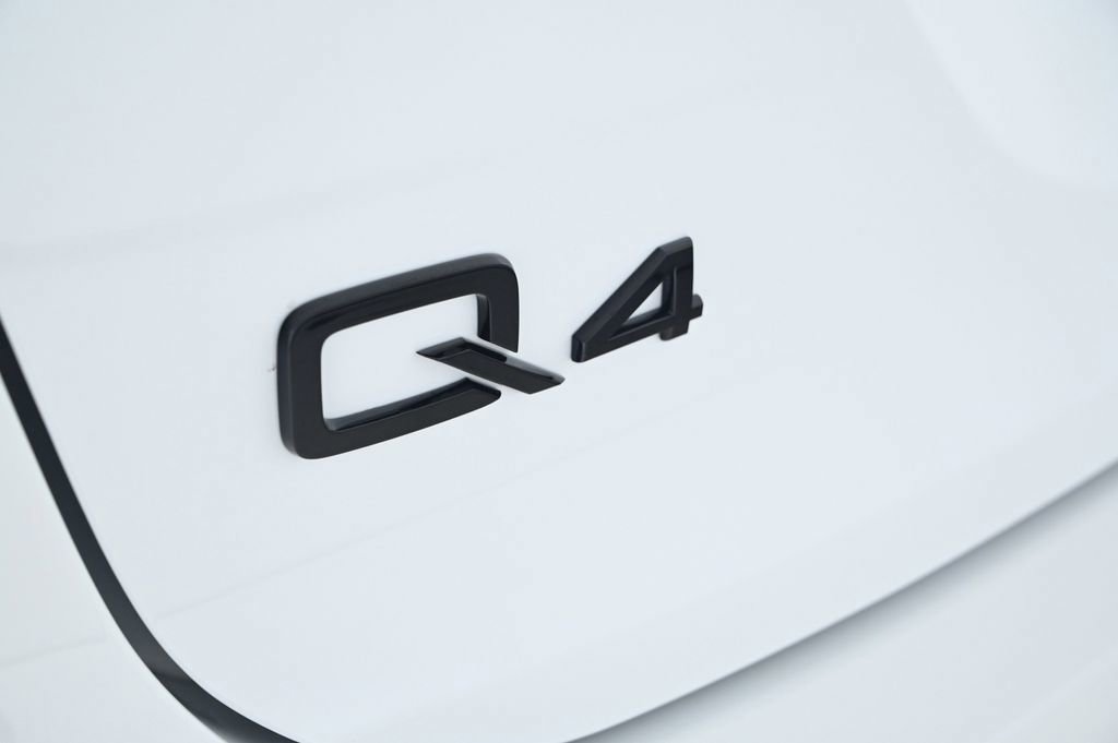 New 2026 Audi Q4 e-tron Premium Plus image 23
