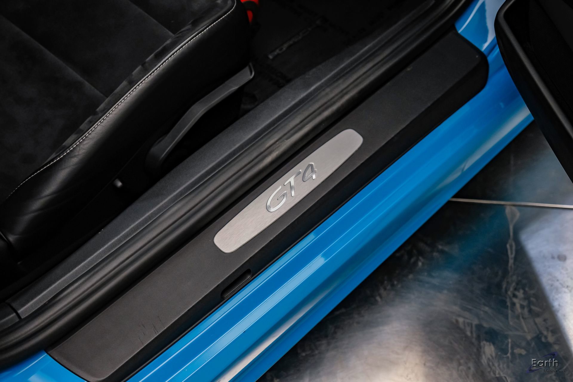 Used 2020 Porsche 718 Cayman GT4 image 57