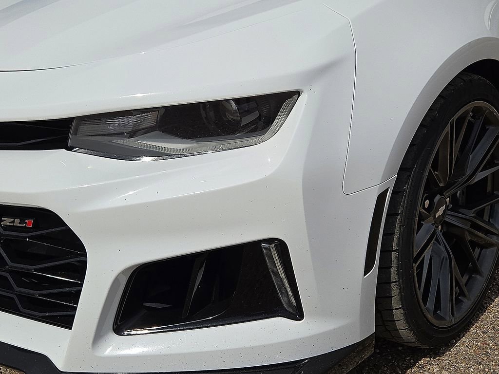 Used 2018 Chevrolet Camaro ZL1 image 11