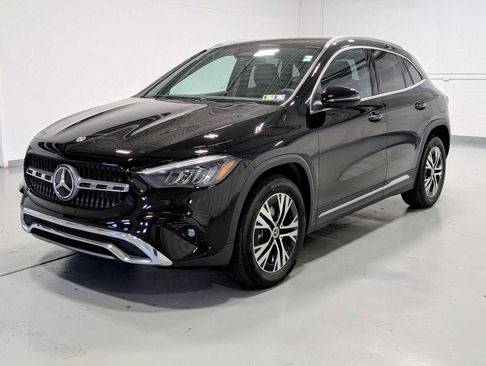 Certified 2026 Mercedes-Benz GLA 250 4MATIC image 1