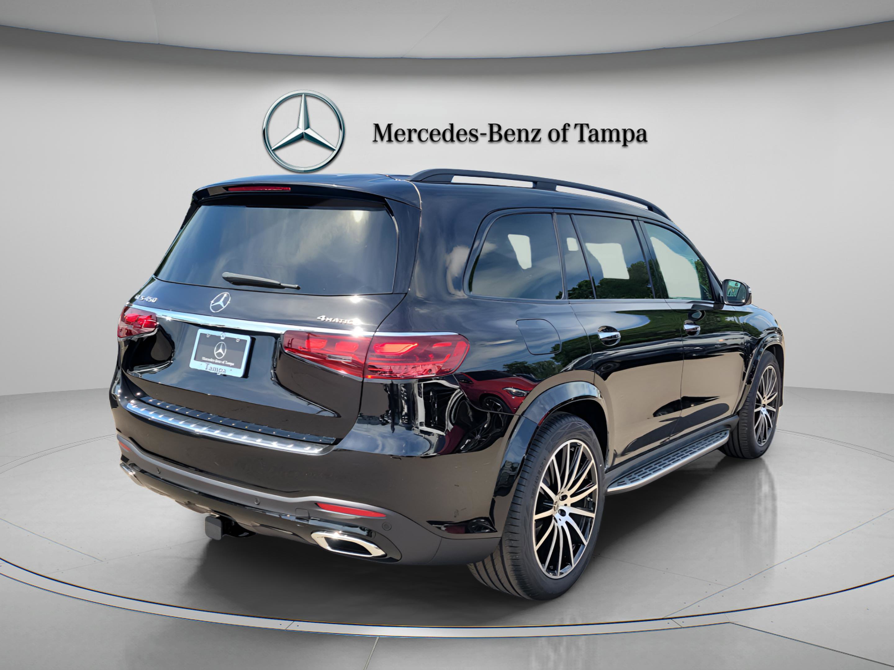 New 2026 Mercedes-Benz GLS 450 4MATIC image 3