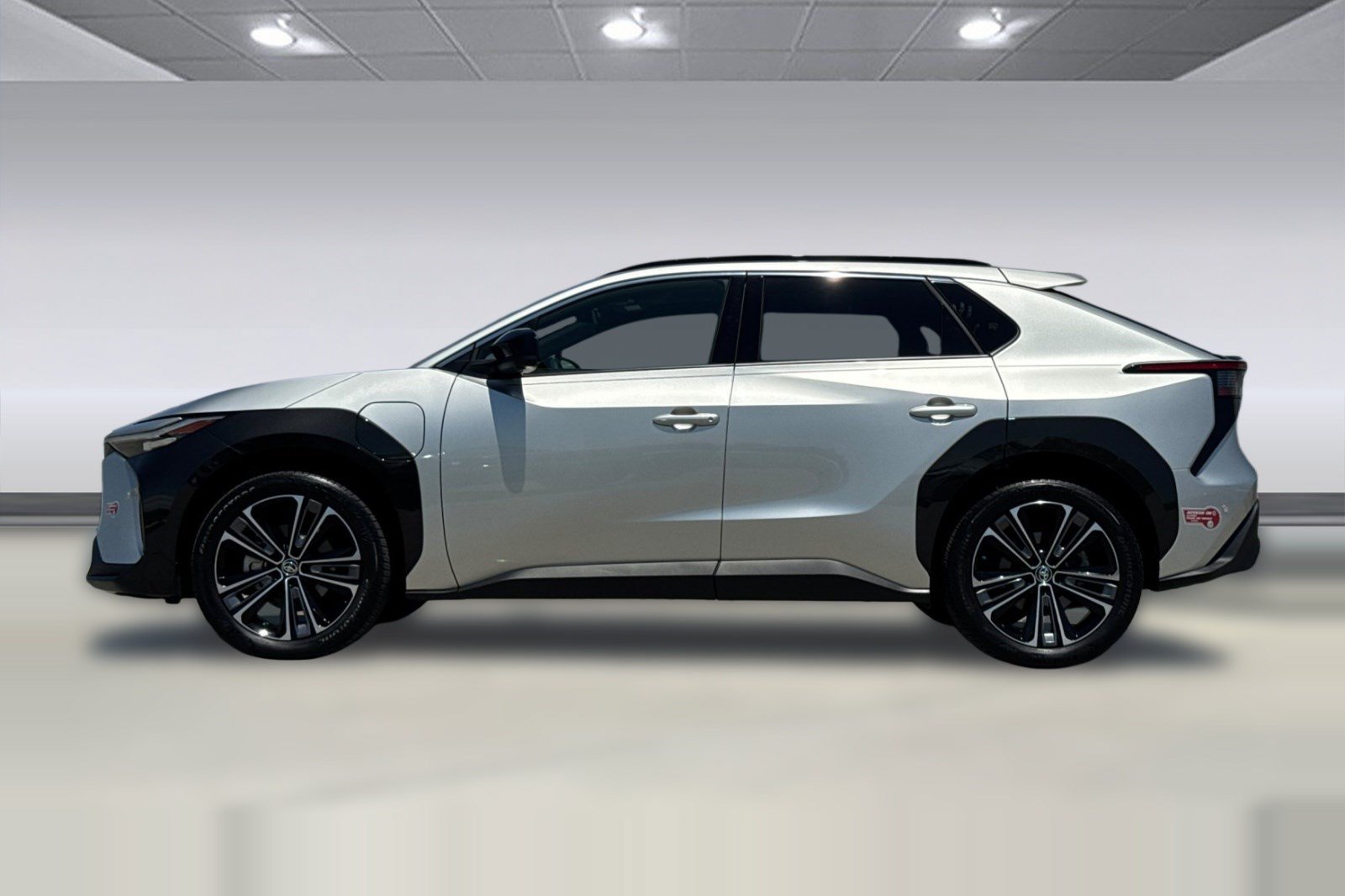 Certified 2024 Toyota bZ4X AWD w/ Weather Package image 2