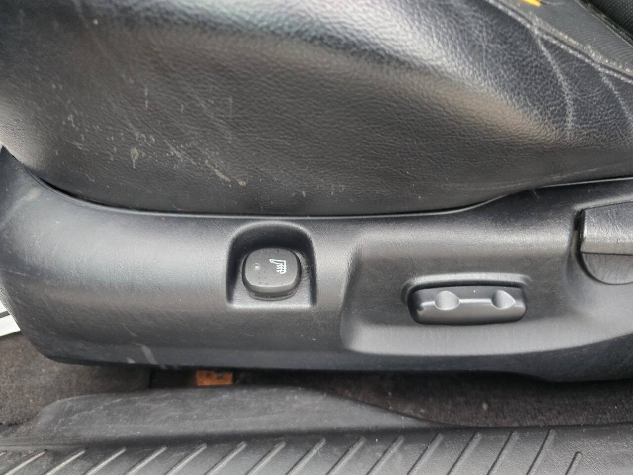 Used 2005 Ford Escape Limited FWD image 29