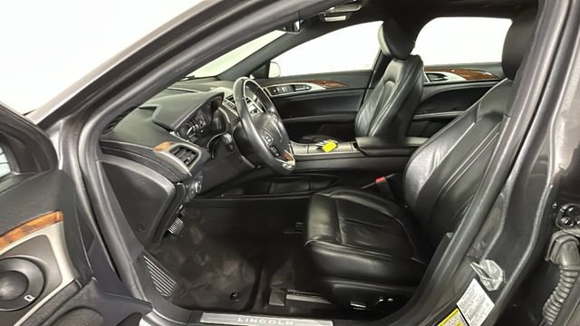 Used 2020 Lincoln MKZ Reserve w/ Elements Package FWD image 11