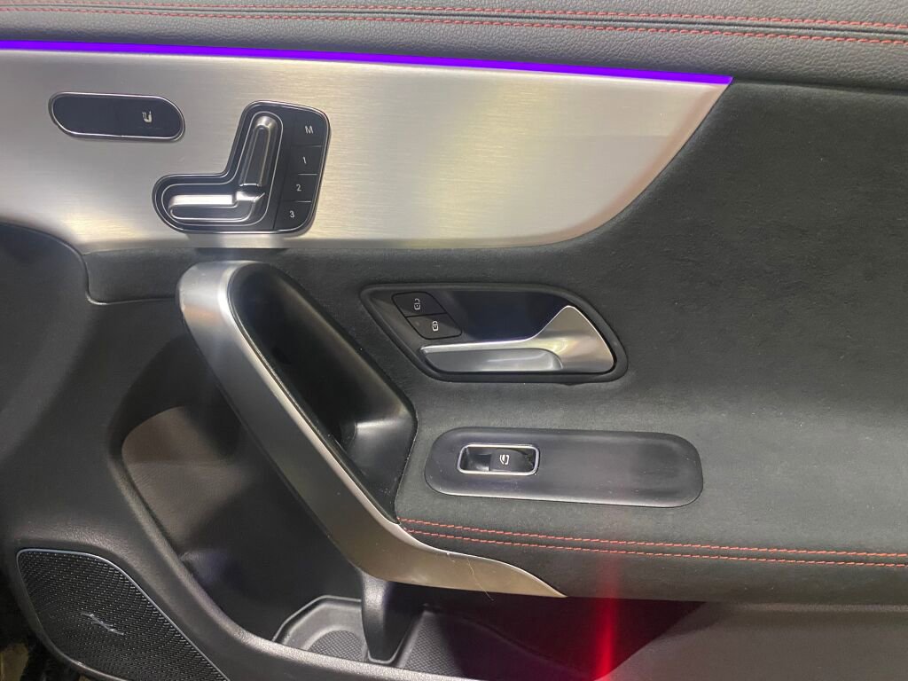 Certified 2024 Mercedes-Benz CLA 250 4MATIC image 25