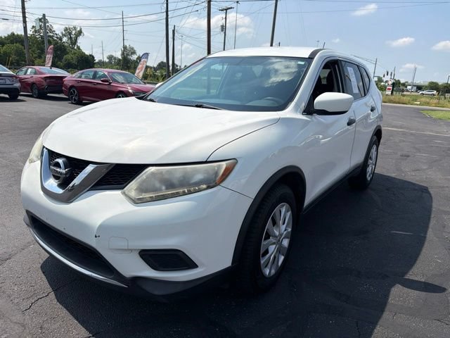 Used 2016 Nissan Rogue S w/ S Family Package FWD image 3