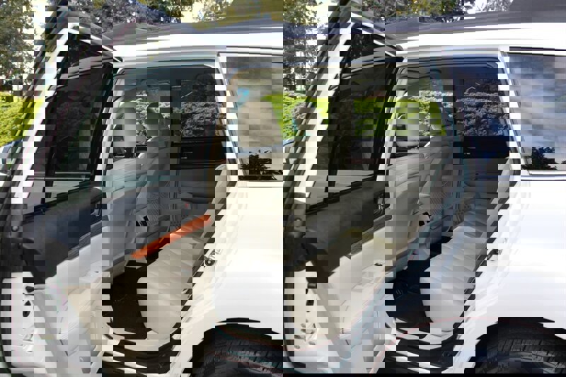 Used 2013 Subaru Outback 2.5i Limited AWD/4WD image 15