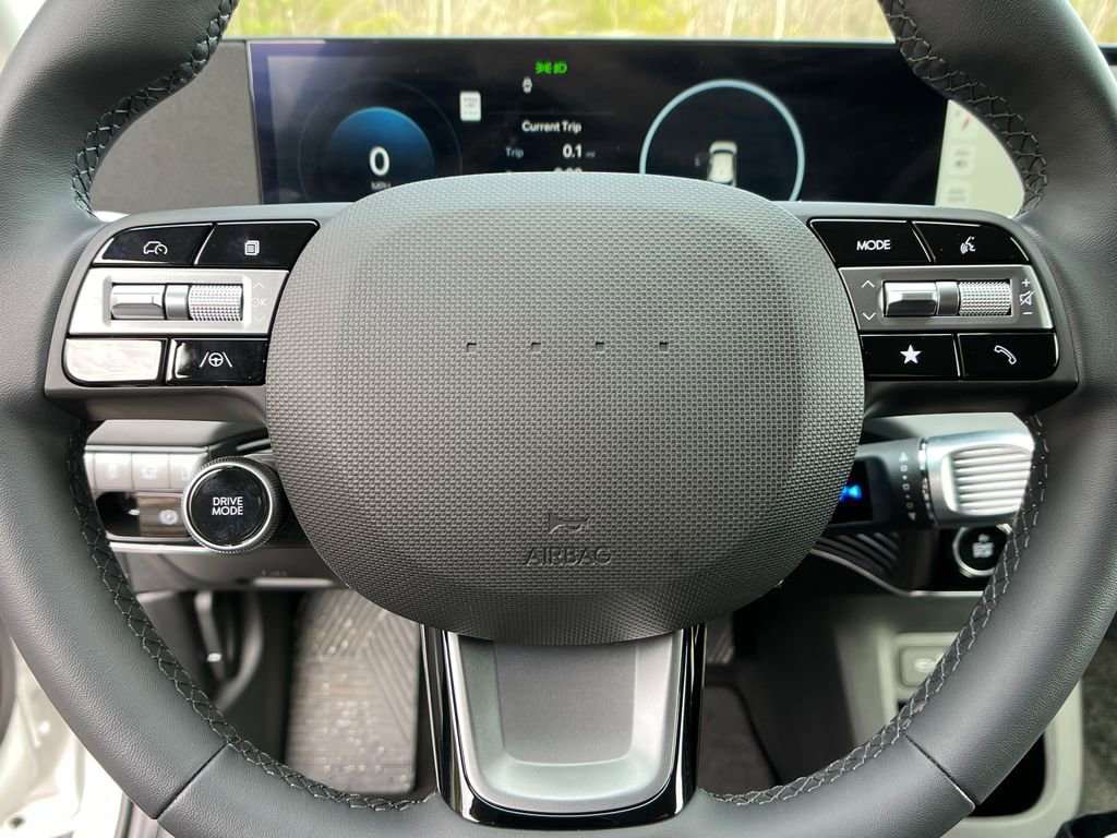 Used 2025 Hyundai Ioniq 5 SEL image 14