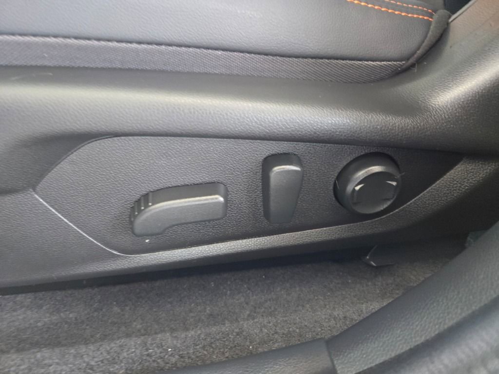 Used 2024 Subaru Crosstrek 2.5i Limited w/ Crosstrek Mirror Package image 16