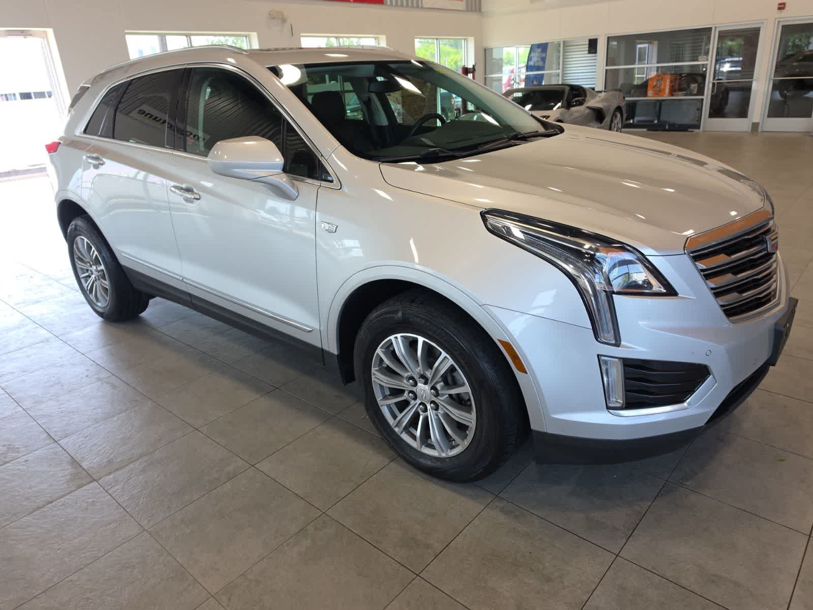 Used 2018 Cadillac XT5 Luxury AWD/4WD image 5