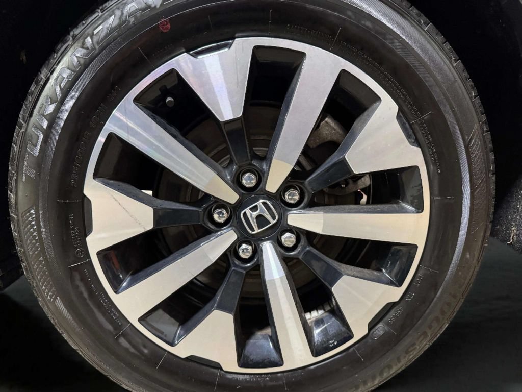 Used 2025 Honda Odyssey EX-L image 31