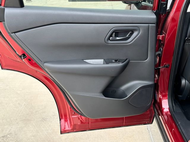 Used 2026 Nissan Rogue S image 28