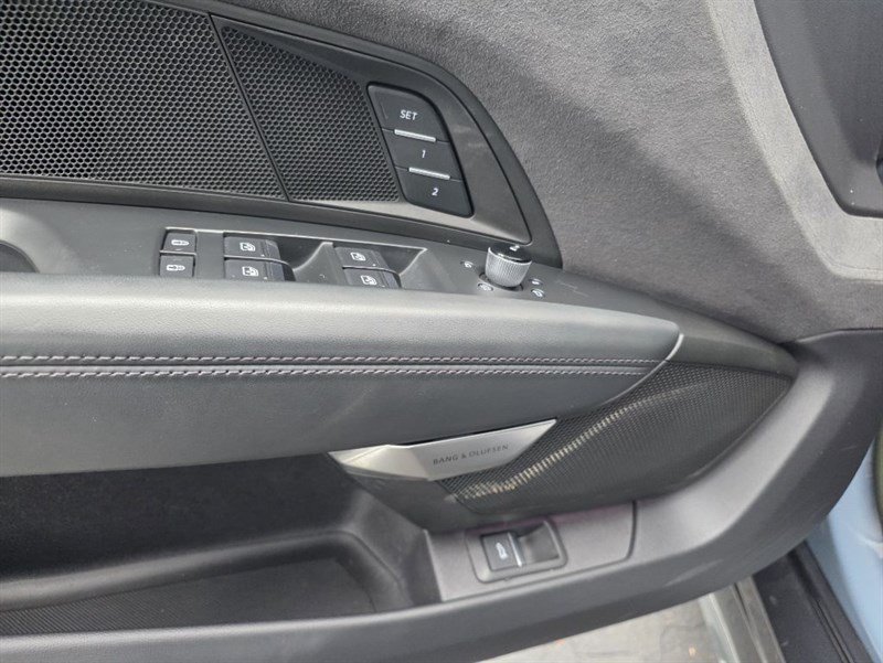 Used 2023 Audi e-tron GT Prestige AWD/4WD image 30