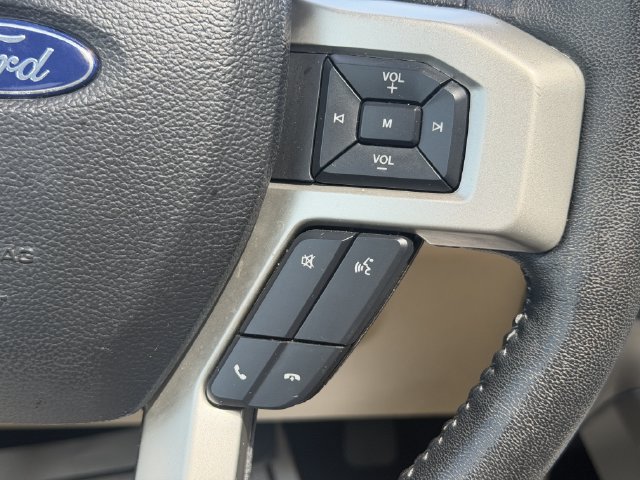 Used 2020 Ford F250 Lariat w/ Lariat Ultimate Package AWD/4WD image 29