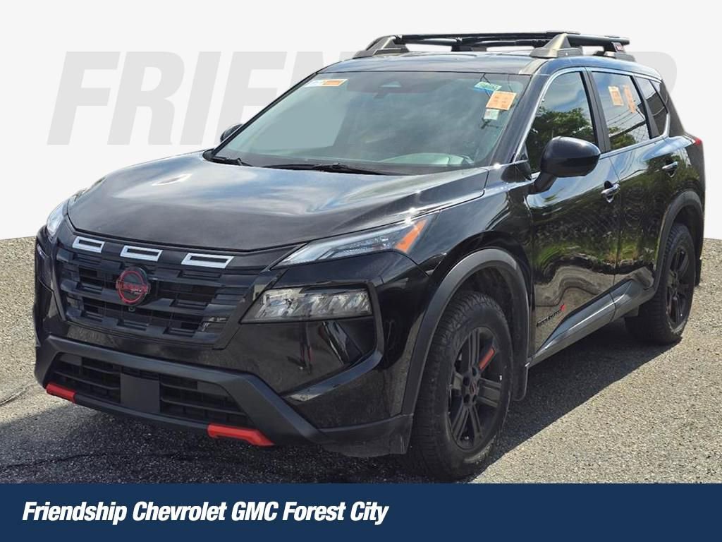 Used 2025 Nissan Rogue SV AWD/4WD image 1