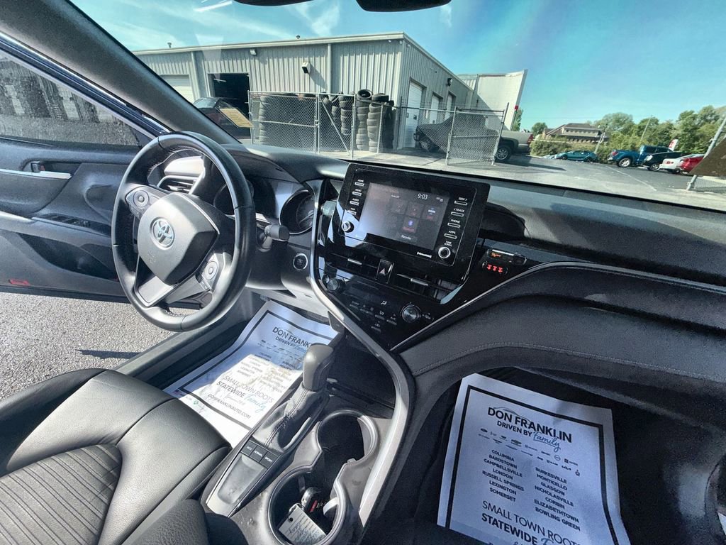Used 2024 Toyota Camry SE w/ Convenience Package FWD image 10