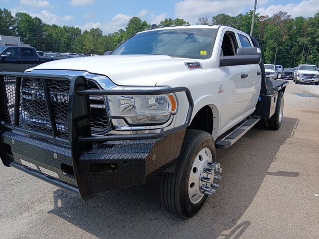 Used 2020 RAM 3500 Tradesman w/ Chrome Appearance Group AWD/4WD image 12