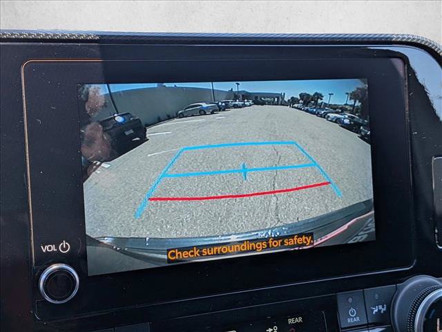 Used 2023 Toyota Highlander XSE FWD image 15