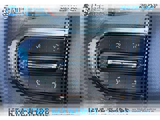 Used 2025 GMC Yukon AT4 Ultimate w/ LPO, Floor Liner Package image 13