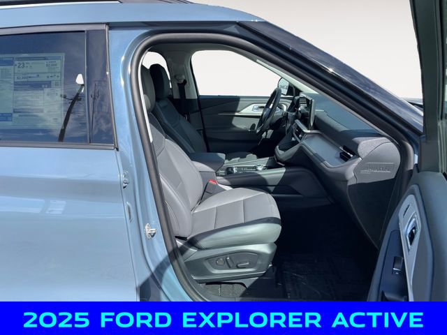 New 2025 Ford Explorer Active w/ Active Comfort Package image 15